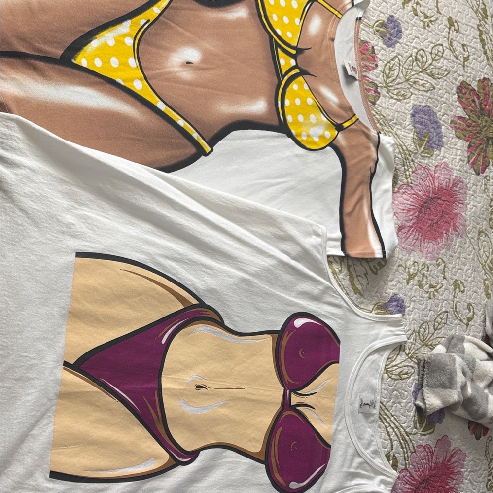 Fruit of the Loom White Tee with Yellow Polka Dot Bikini Graphic